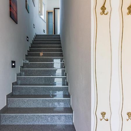 Two-Bedroom Apartment in Fažana Buitenkant foto