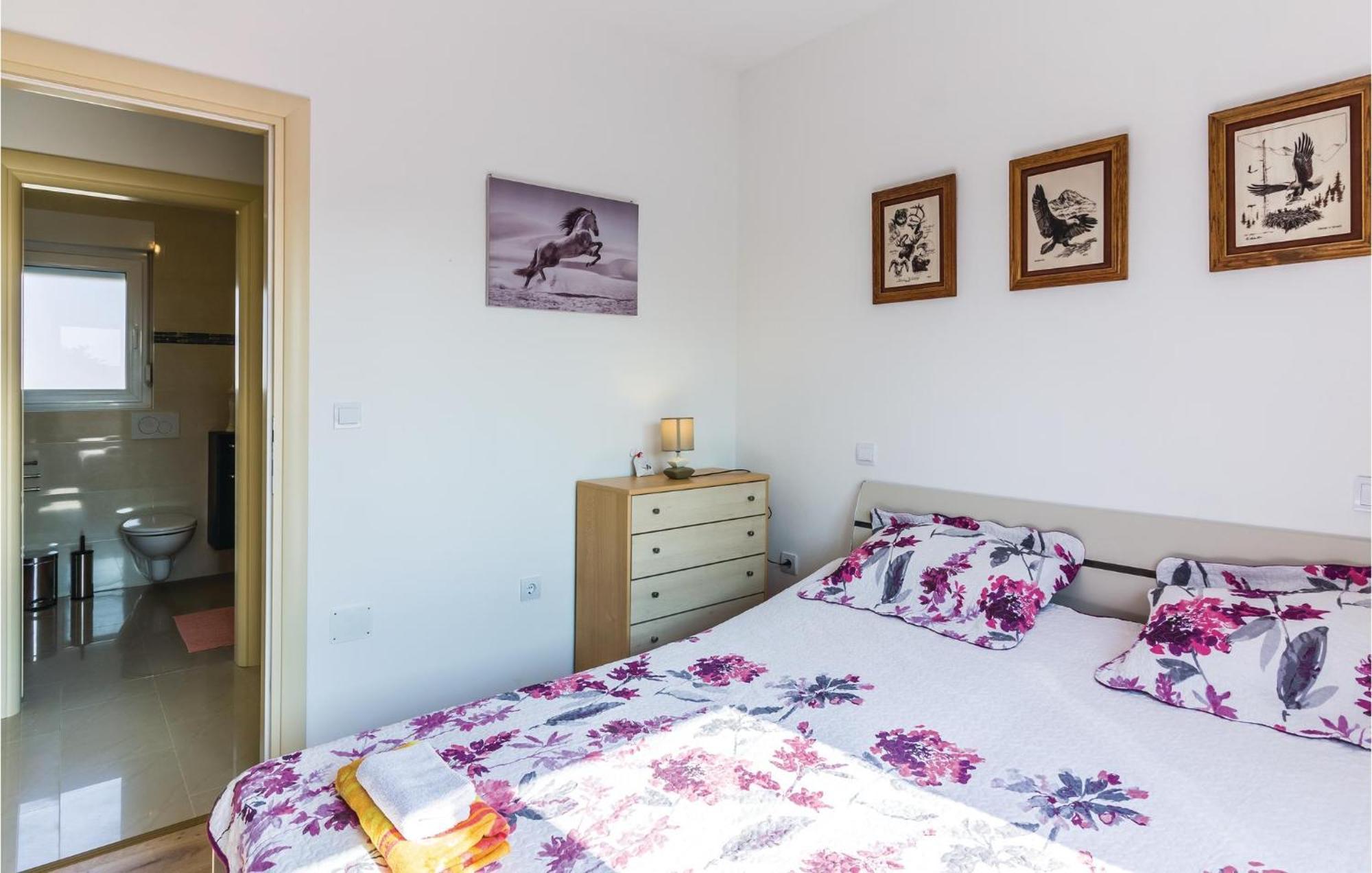 Two-Bedroom Apartment in Fažana Buitenkant foto