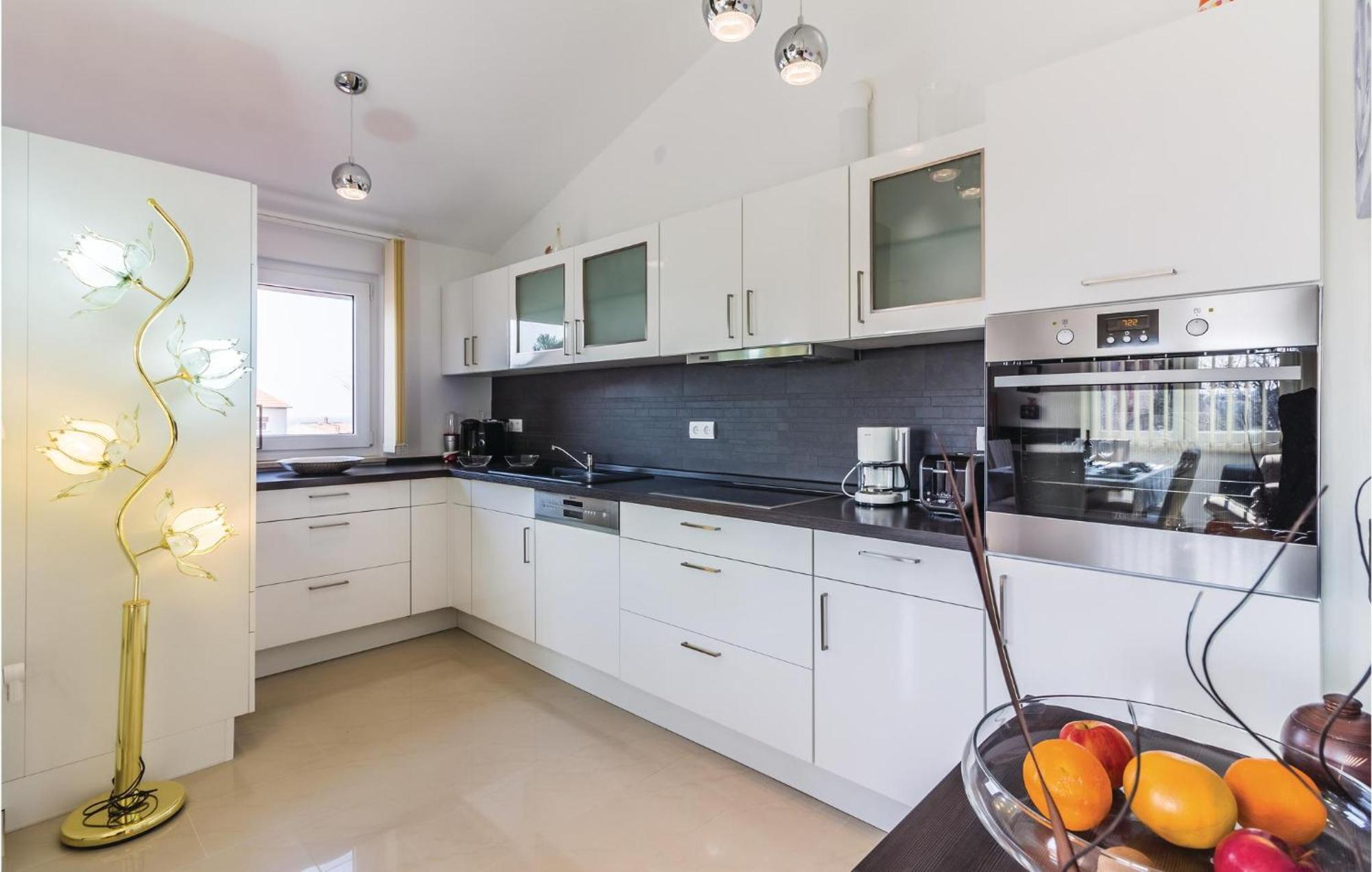 Two-Bedroom Apartment in Fažana Buitenkant foto