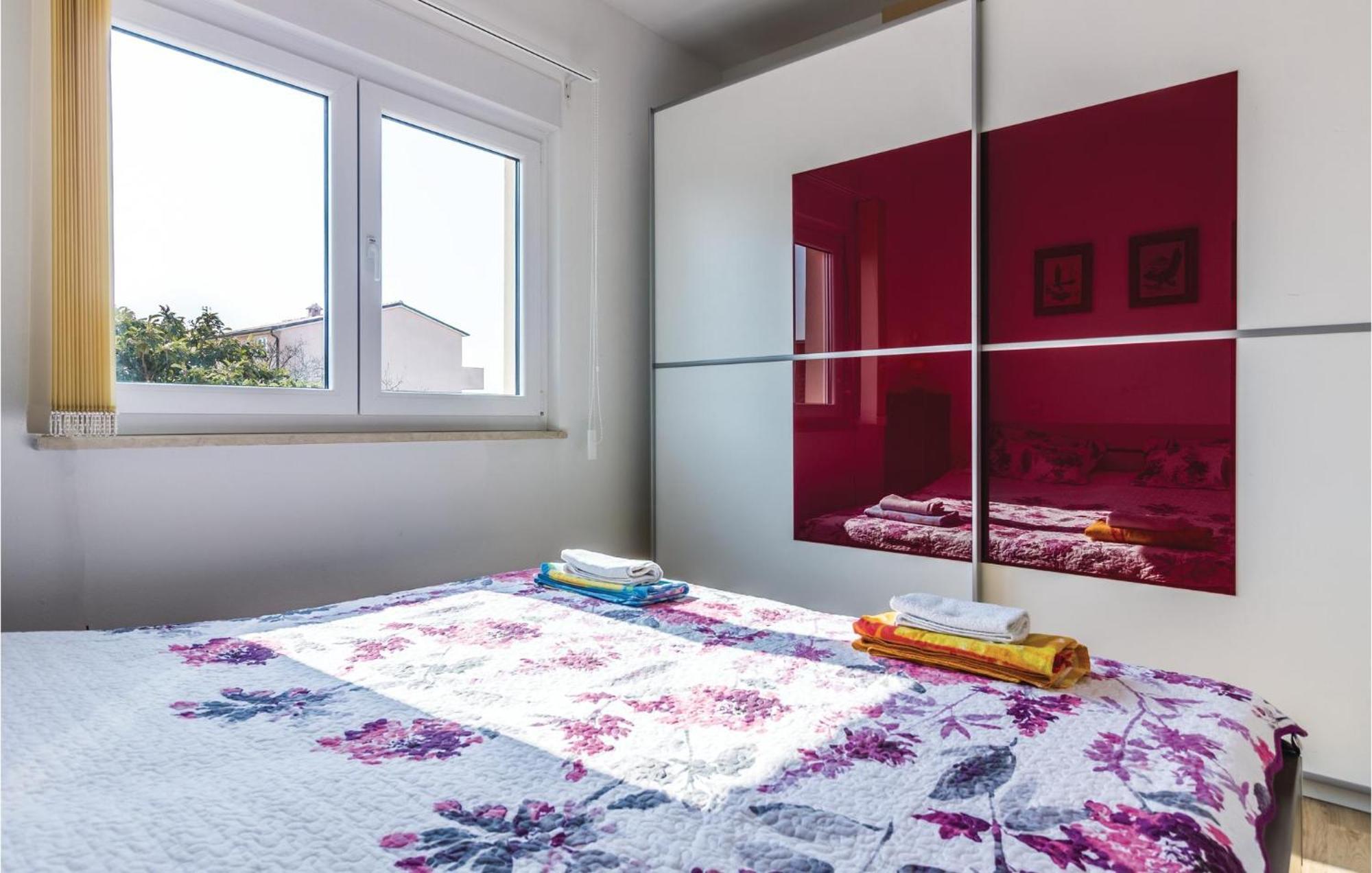 Two-Bedroom Apartment in Fažana Buitenkant foto